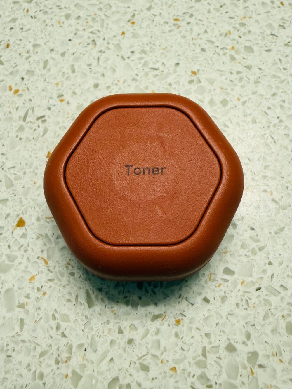 Cadence capsule - small terracotta toner